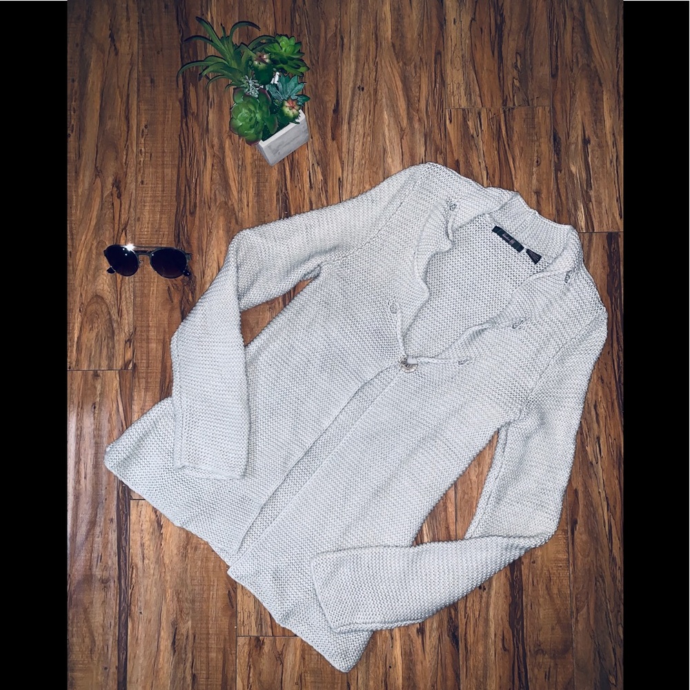 Heather B beautiful sweater cardigan